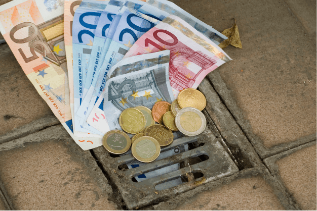 Qui doit payer le débouchage des canalisations ?